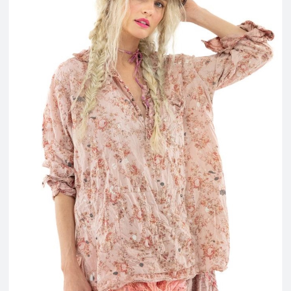 Magnolia Pearl Blush Floral Blouse